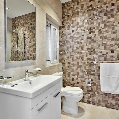 2-bedroom With Valletta Seaviews Sliema